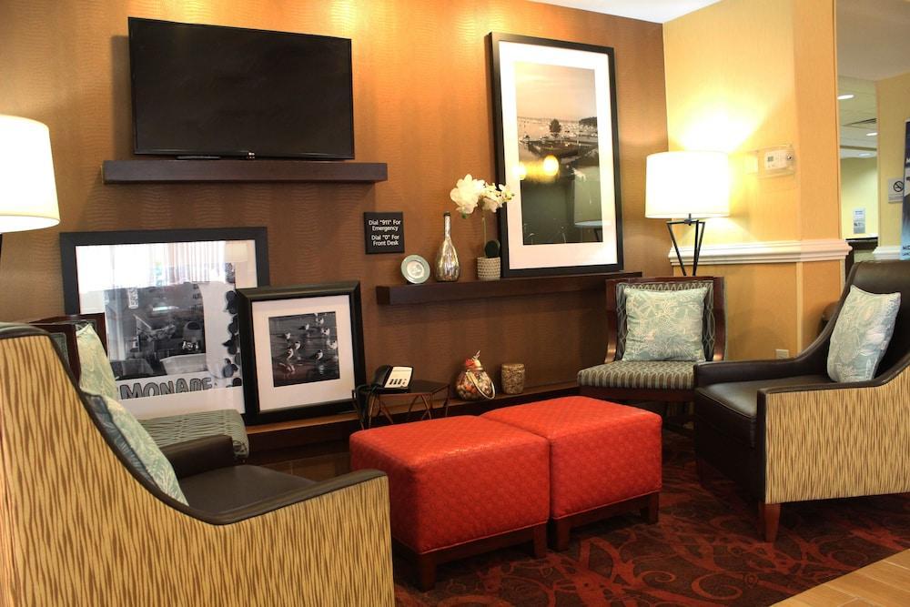 Hampton Inn By Hilton Panama City Beach Upper Grand Lagoon Exteriör bild