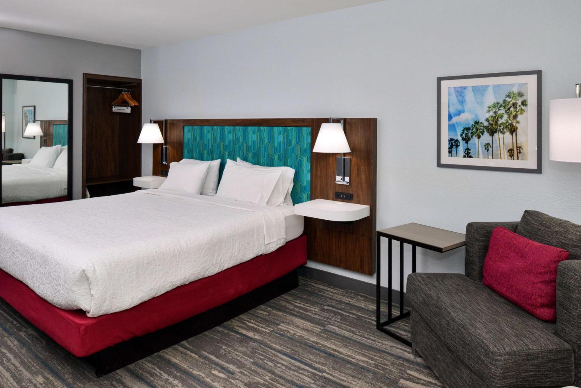 Hampton Inn By Hilton Panama City Beach Upper Grand Lagoon Exteriör bild