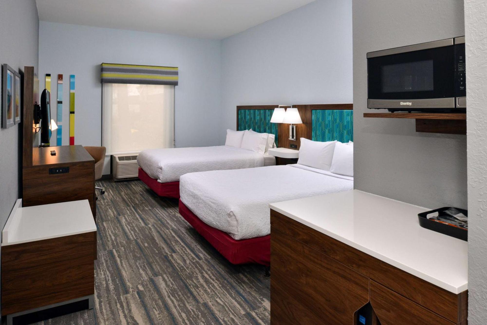 Hampton Inn By Hilton Panama City Beach Upper Grand Lagoon Exteriör bild