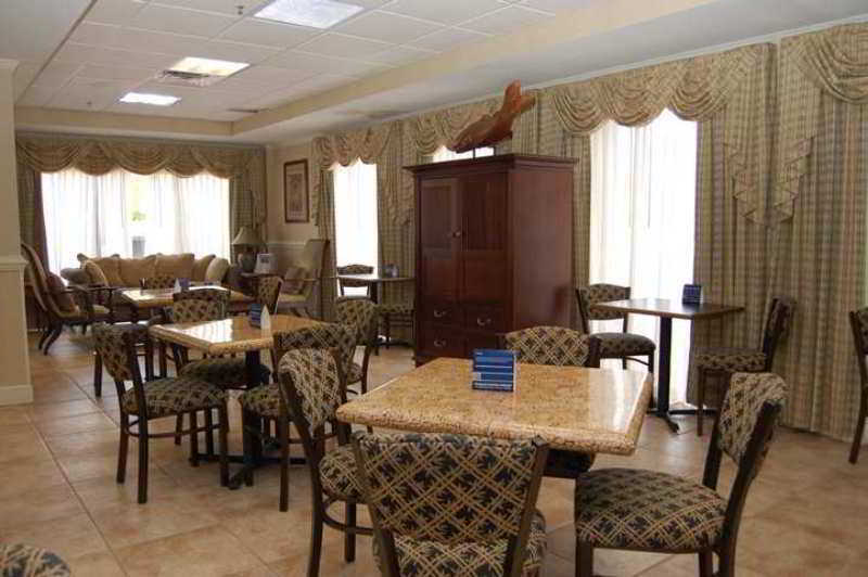 Hampton Inn By Hilton Panama City Beach Upper Grand Lagoon Exteriör bild