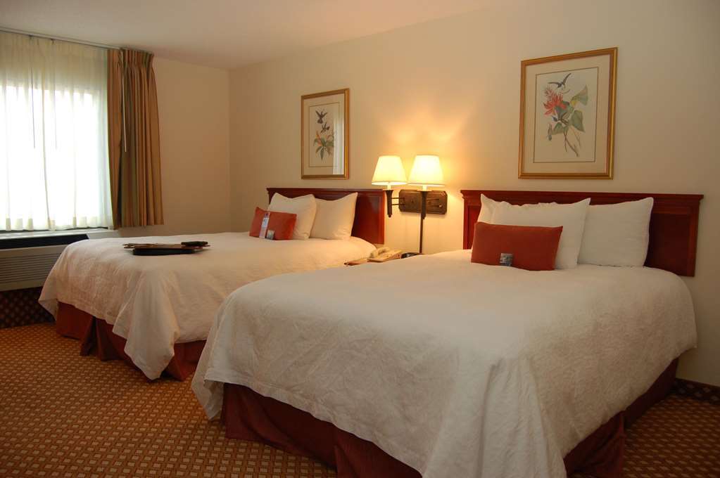 Hampton Inn By Hilton Panama City Beach Upper Grand Lagoon Rum bild